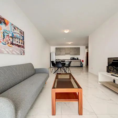 Charming Gozo Escape With Balcony Ac And Fast Wifi Marsalforn
