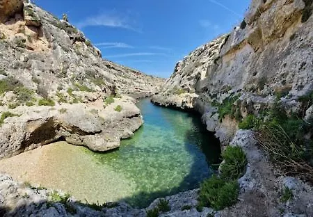 Charming Gozo Escape With Balcony Ac And Fast Wifi